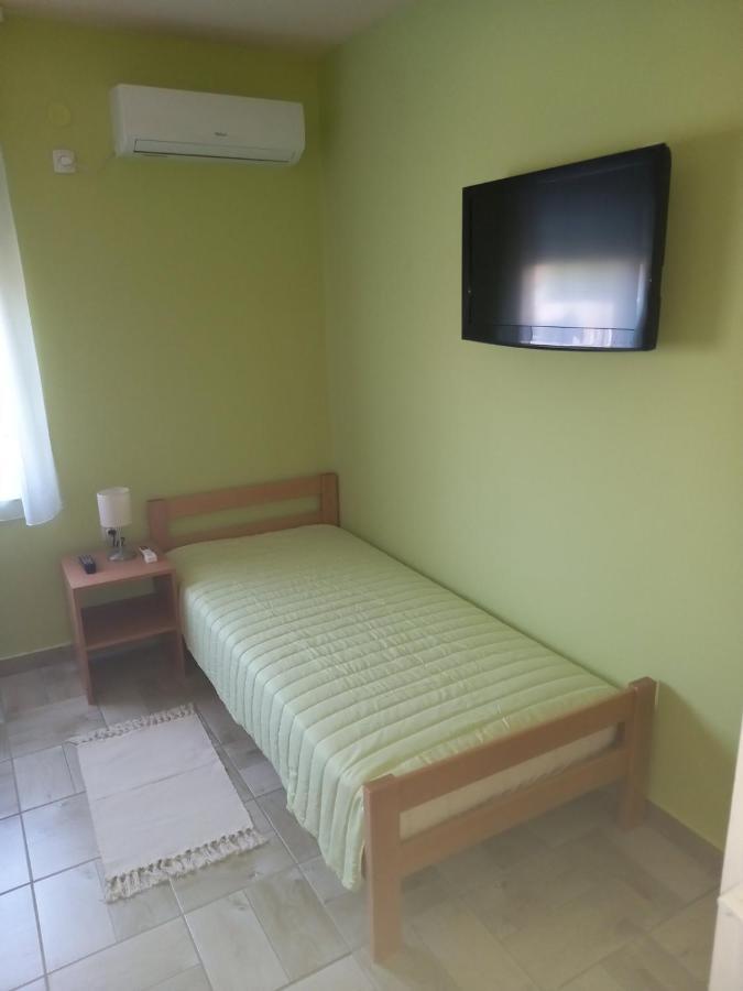 Apartman Fiva Apartment Pacir Ngoại thất bức ảnh